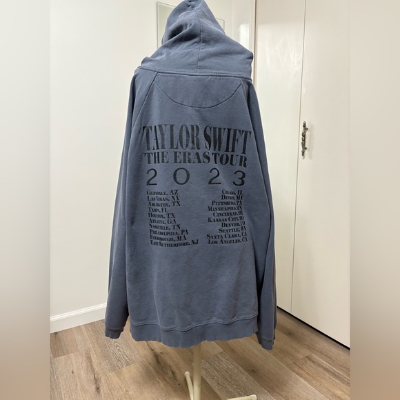Taylor Swift The Eras Tour 2023 Hoodie Woman 2XL Official Merch - Picture 5 of 7